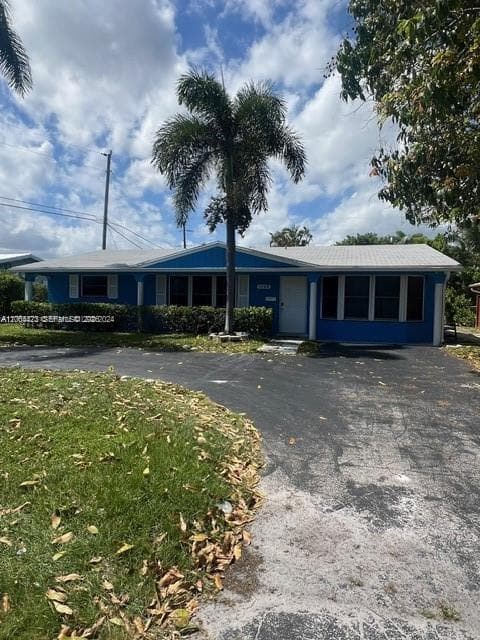 1745 NE 52nd St, Fort Lauderdale FL 33334, exterior