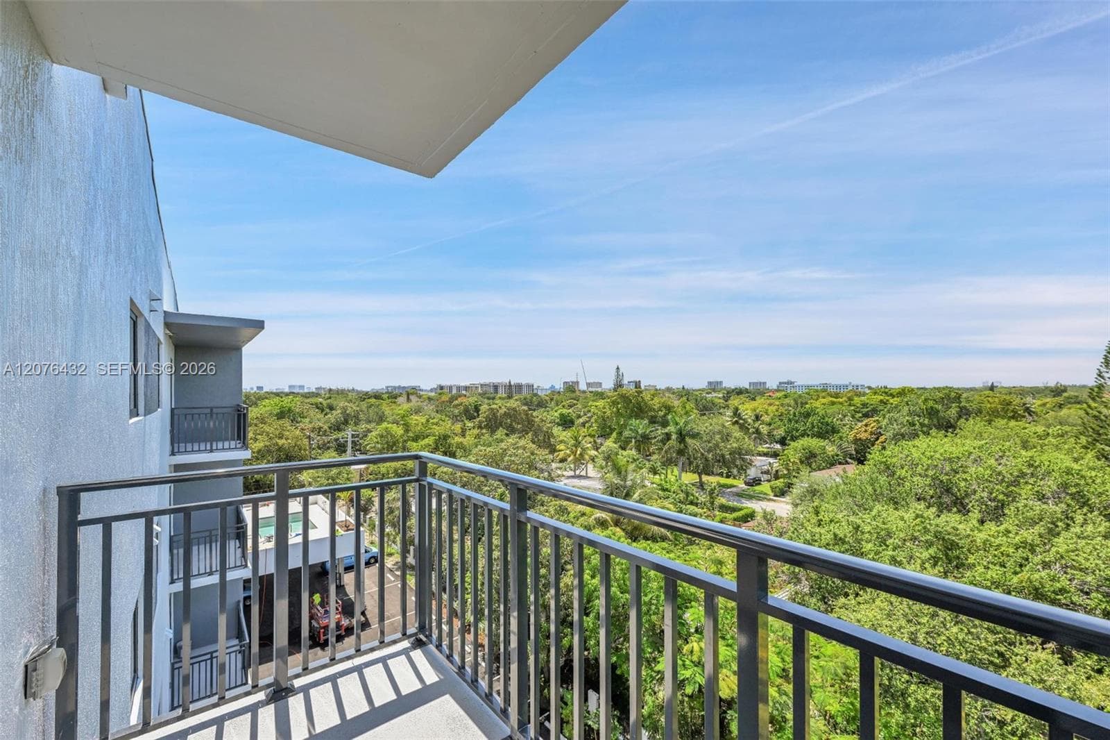 840 NE 130th St # 508, North Miami FL 33161, exterior