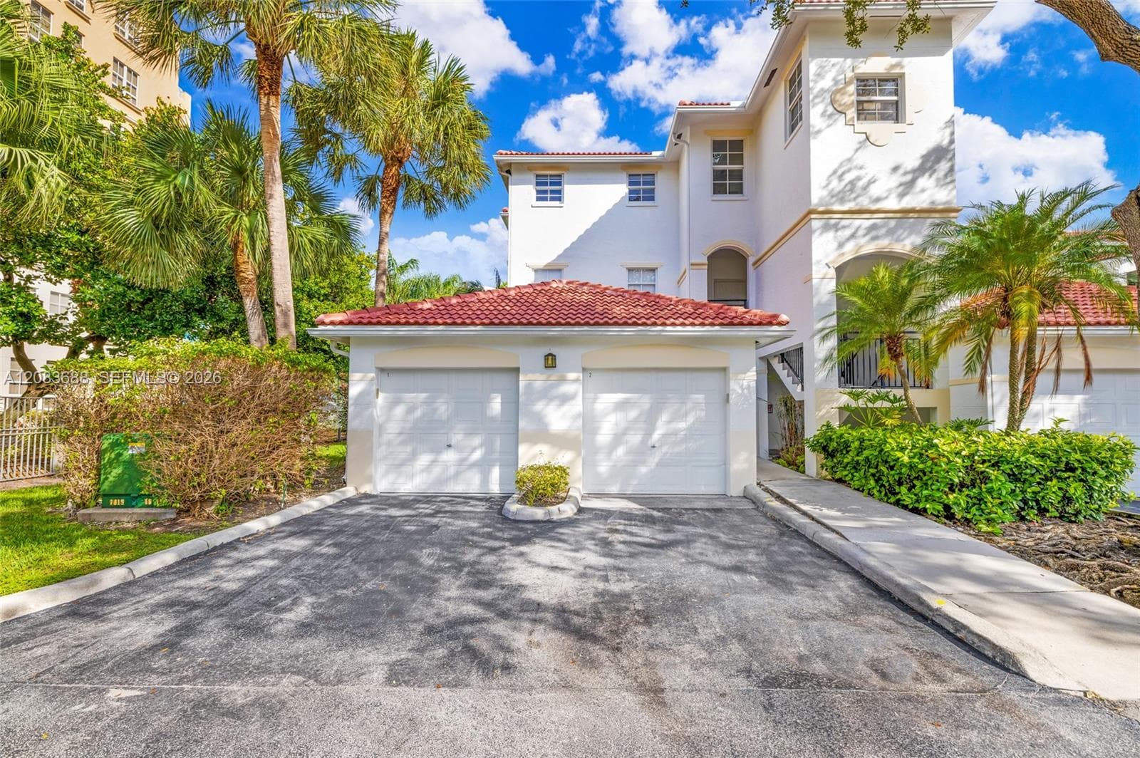 3125 NE 184th St # 1201, Aventura FL 33160, exterior