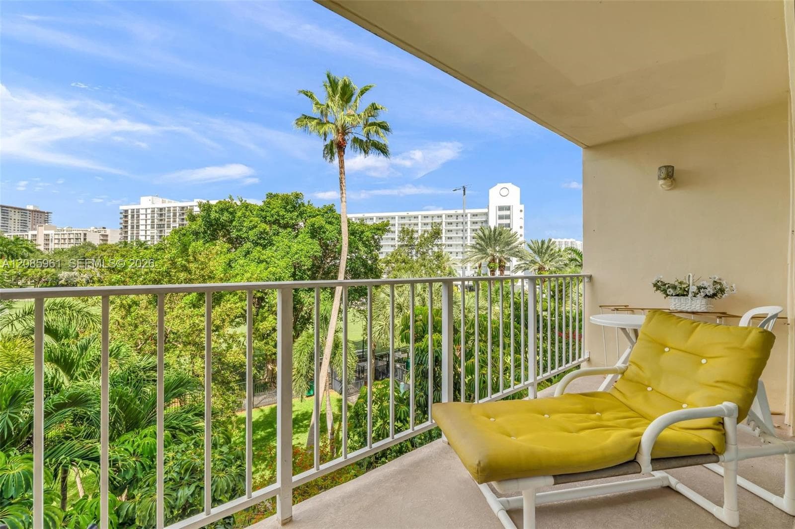 200 178th Dr # 409, Sunny Isles Beach FL 33160, exterior