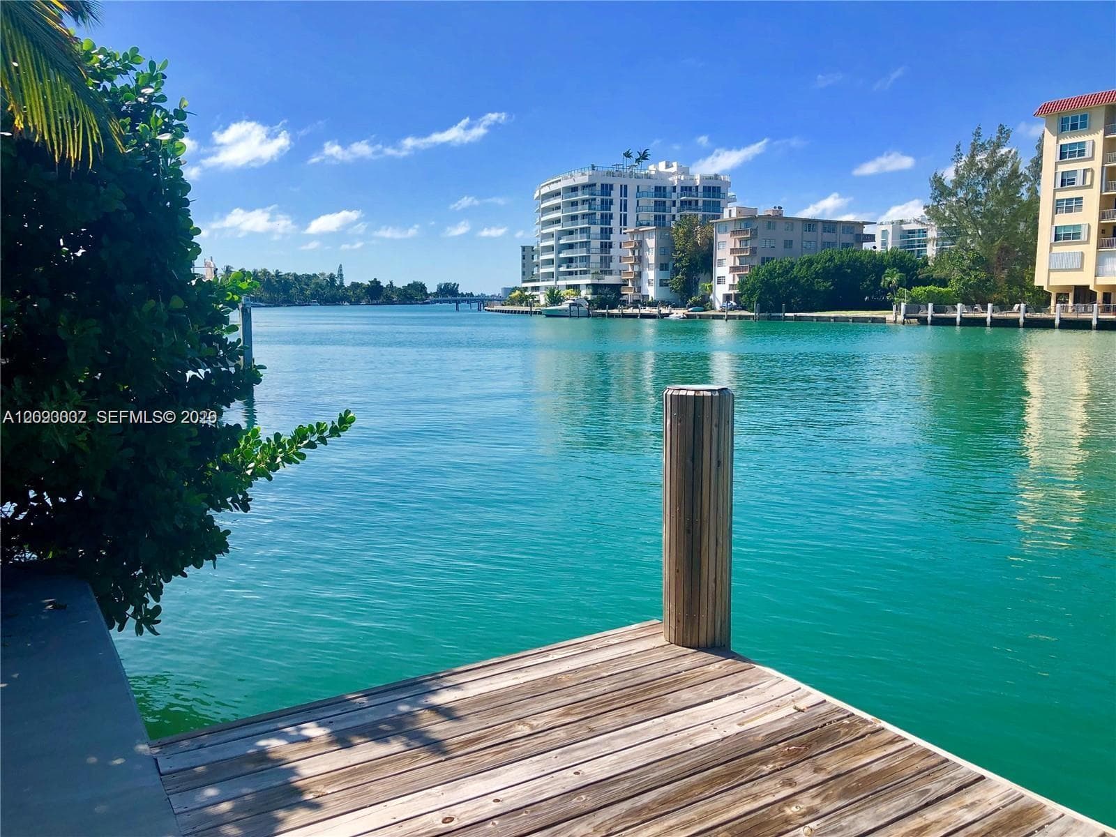 9480 Bay Dr, Surfside FL 33154, exterior