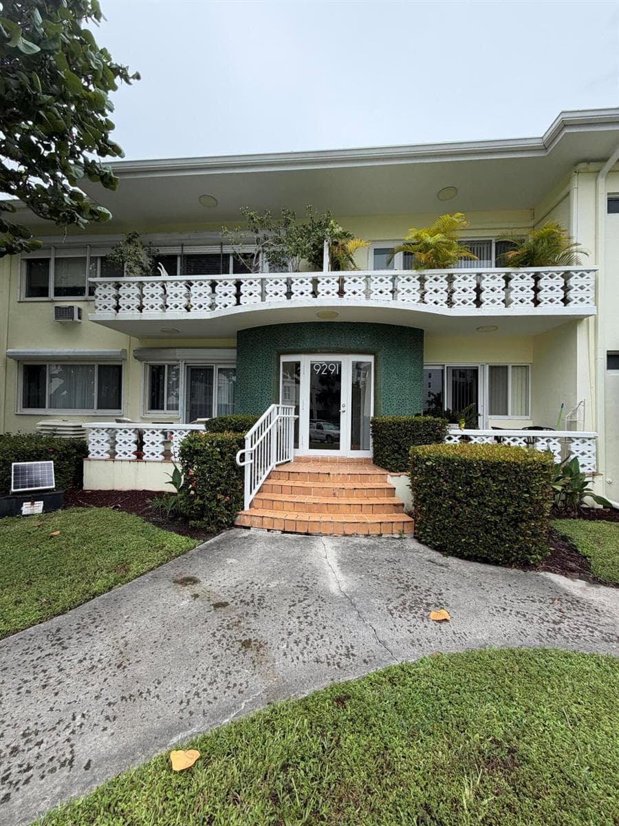 9291 W Bay Harbor Drive # 8, Bay Harbor Islands FL 33154, exterior