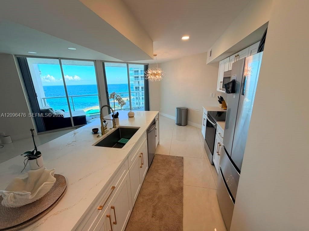 16485 Collins Ave # 932, Sunny Isles Beach FL 33160, exterior
