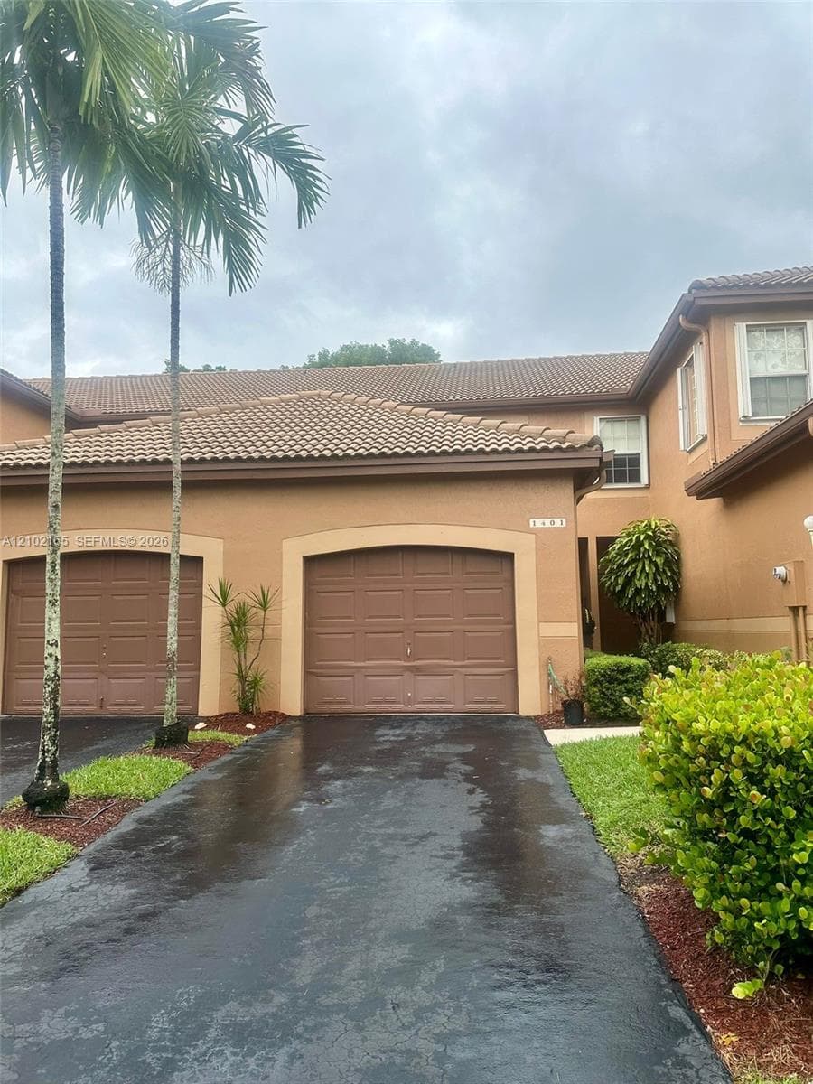 1401 Veracruz Ln, Weston FL 33327, exterior