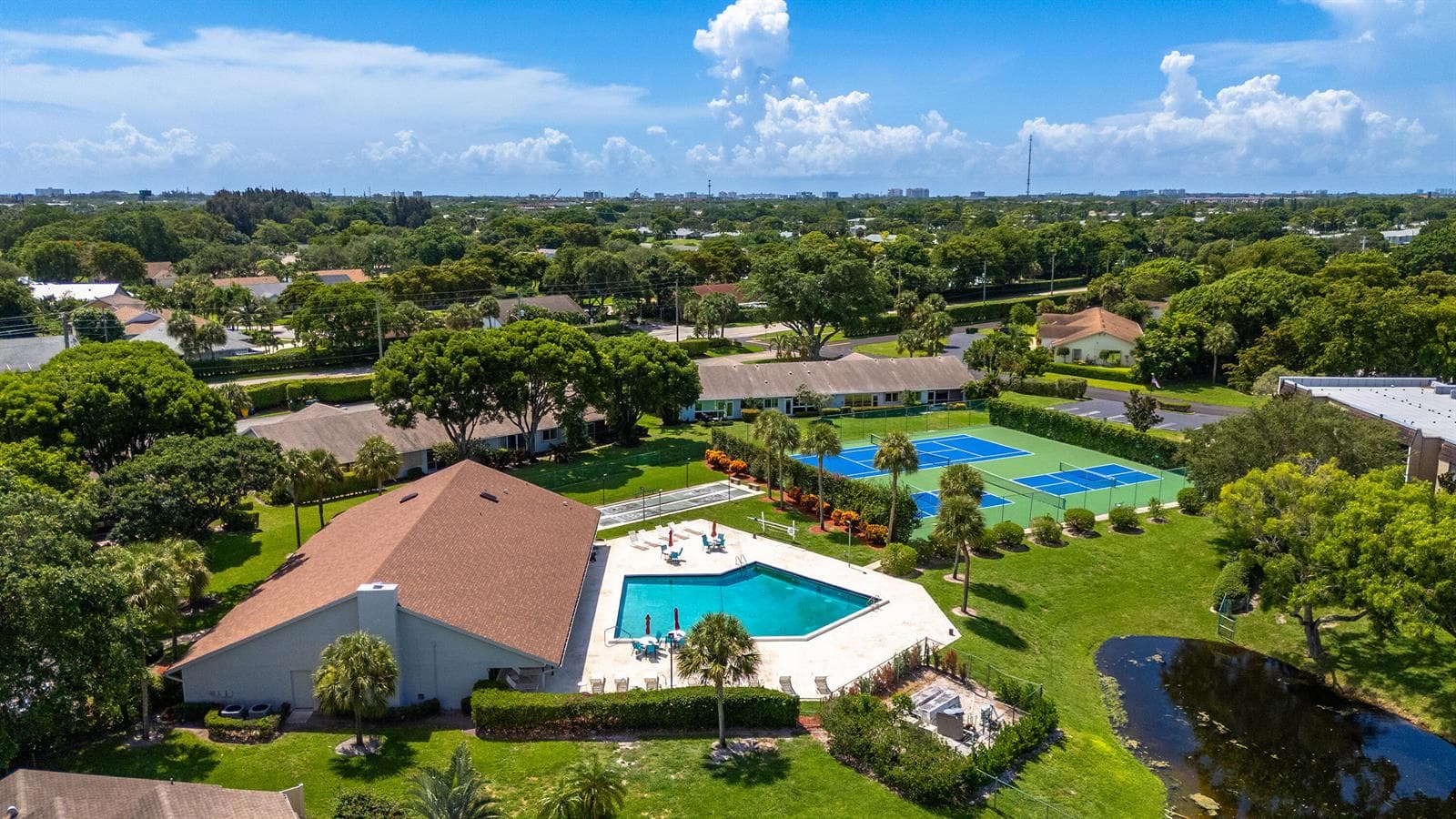 2900 FIORE Way # 1050, Delray Beach FL 33445, exterior