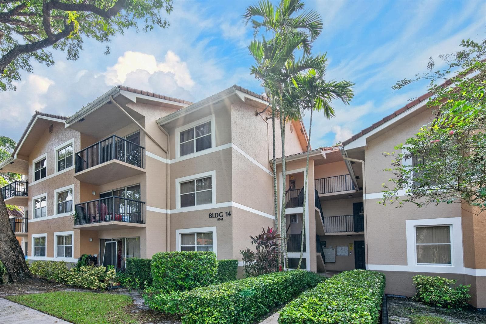 8741 Wiles Road # 305, Coral Springs FL 33067, exterior