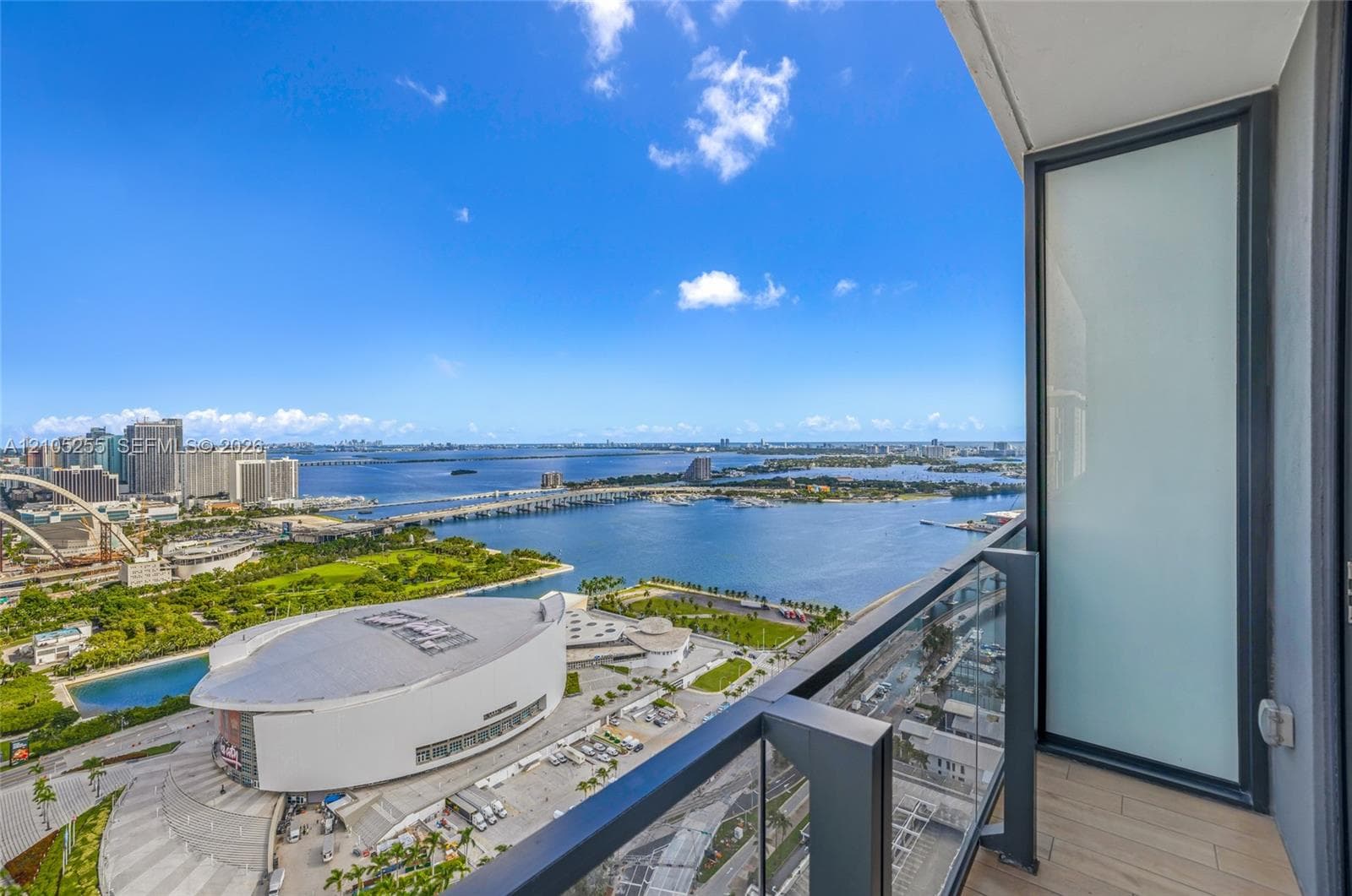 398 NE 5th St # 3508, Miami FL 33132, exterior