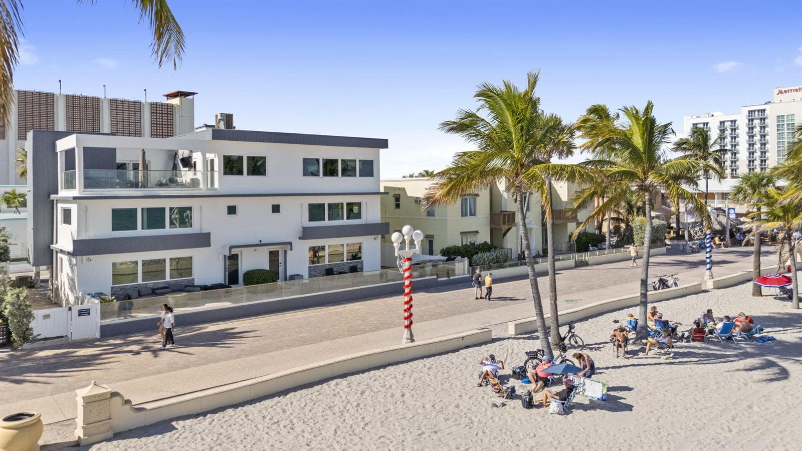 2201 N SURF Road # 1, Hollywood FL 33019, exterior