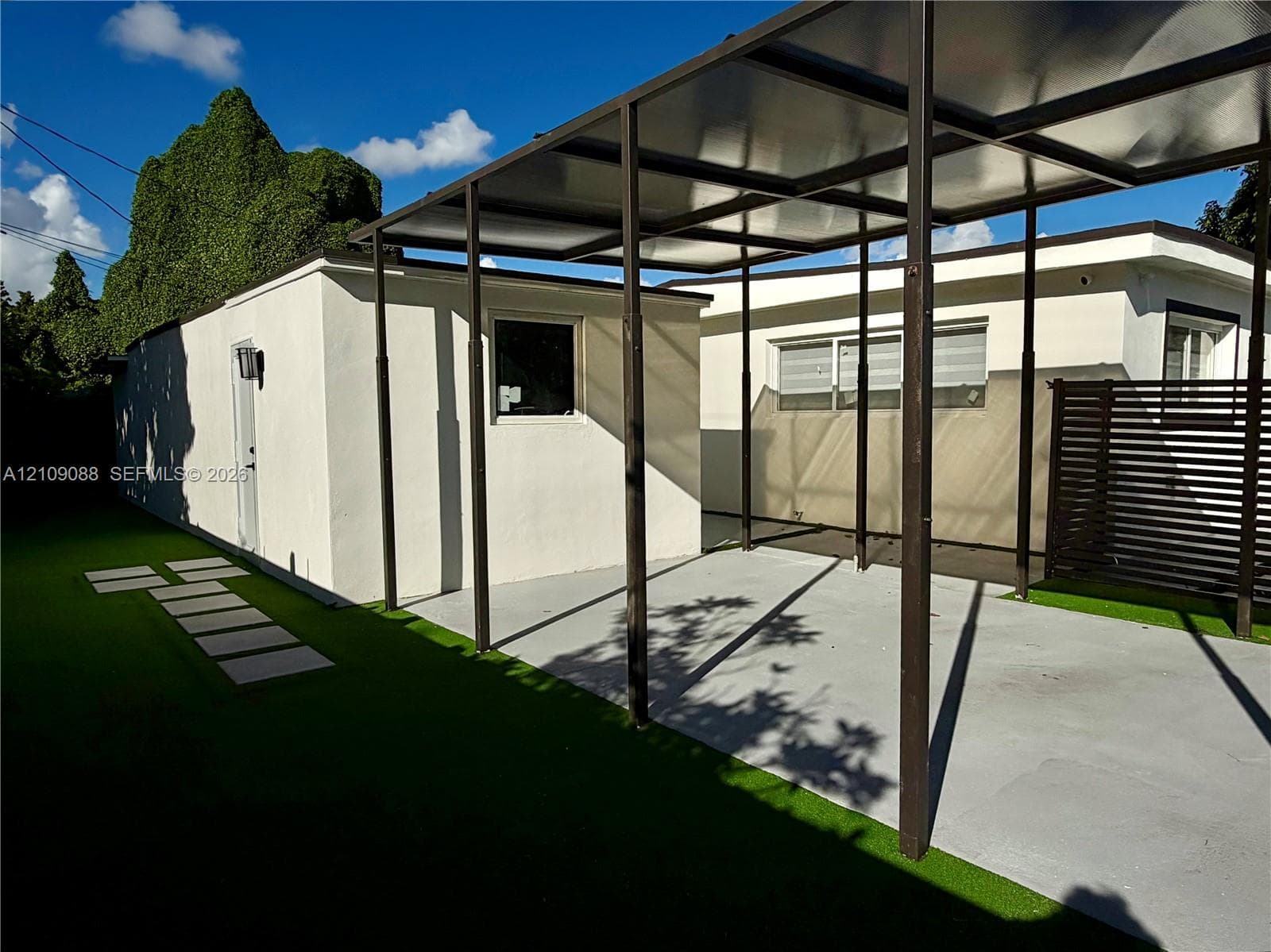 4170 SW 99th Ave # A, Miami FL 33165, exterior