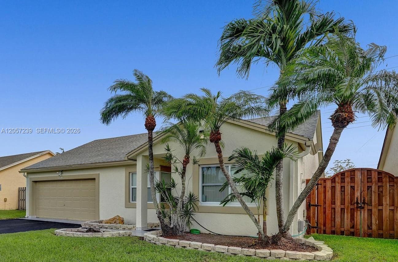 11529 SW 133rd Ter, Miami FL 33176, exterior