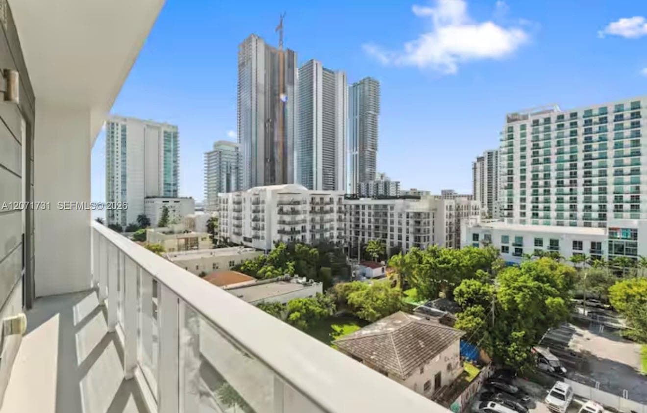 321 NE 26th St # 811, Miami FL 33137, exterior