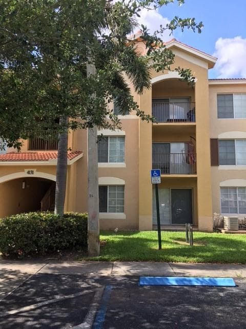 4131 San Marino Boulevard # 105, West Palm Beach FL 33409, exterior