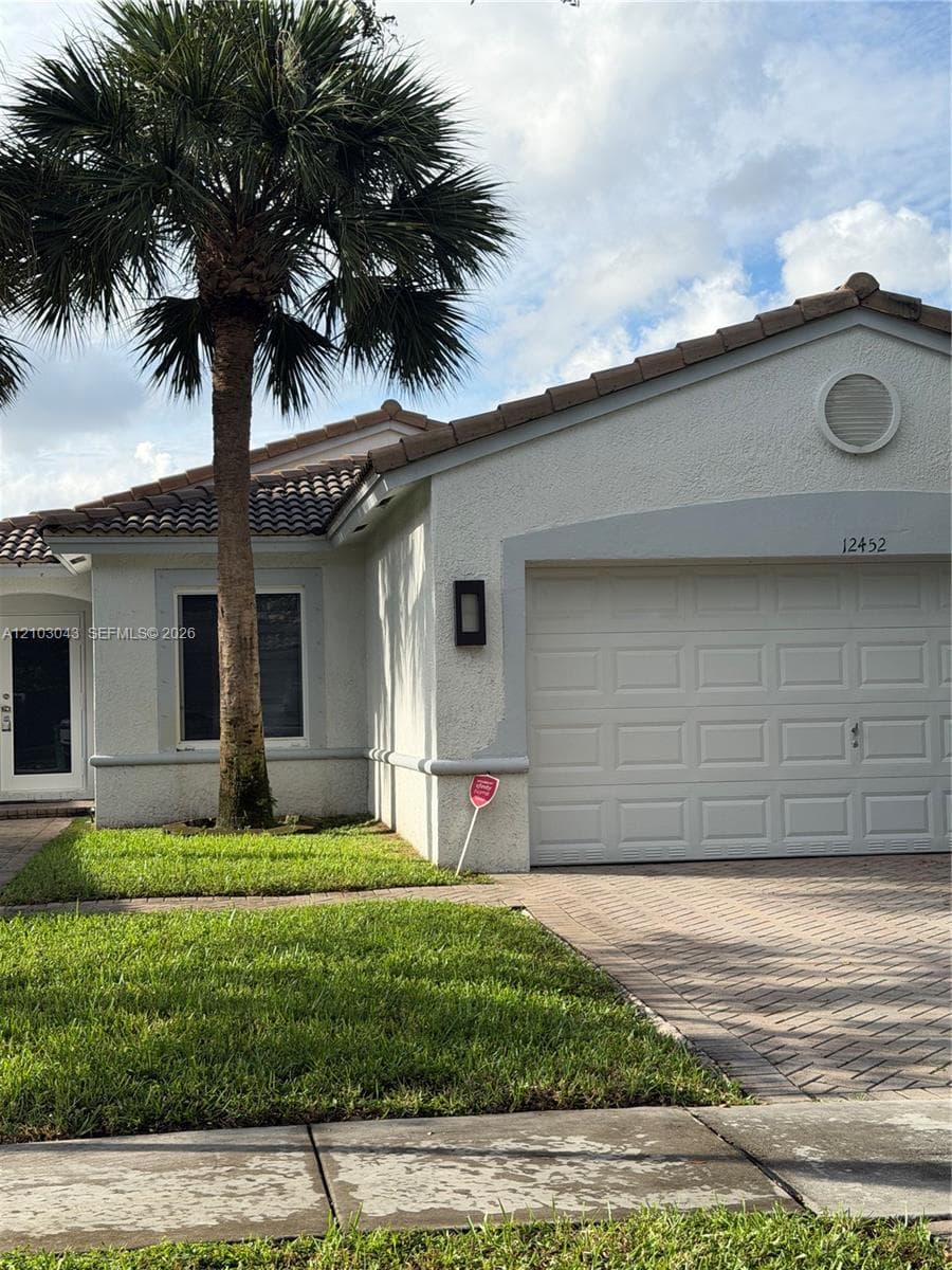 12452 SW 45th Dr, Miramar FL 33027, exterior
