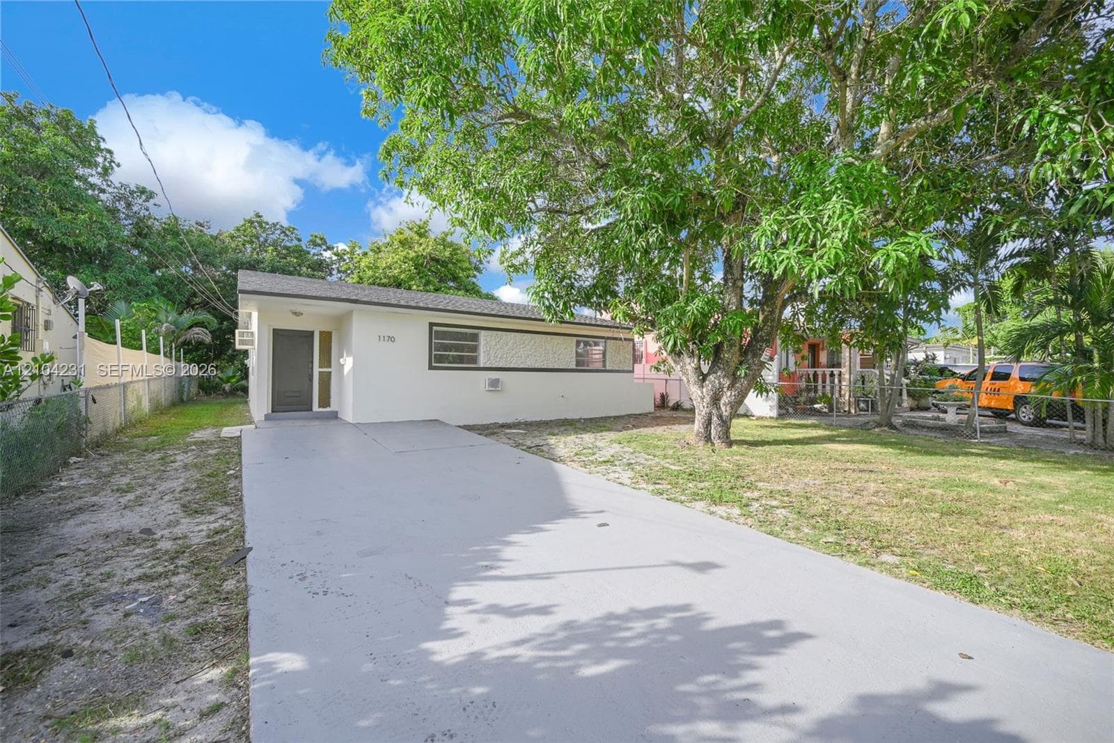 1170 NW 120th St, North Miami FL 33168, exterior