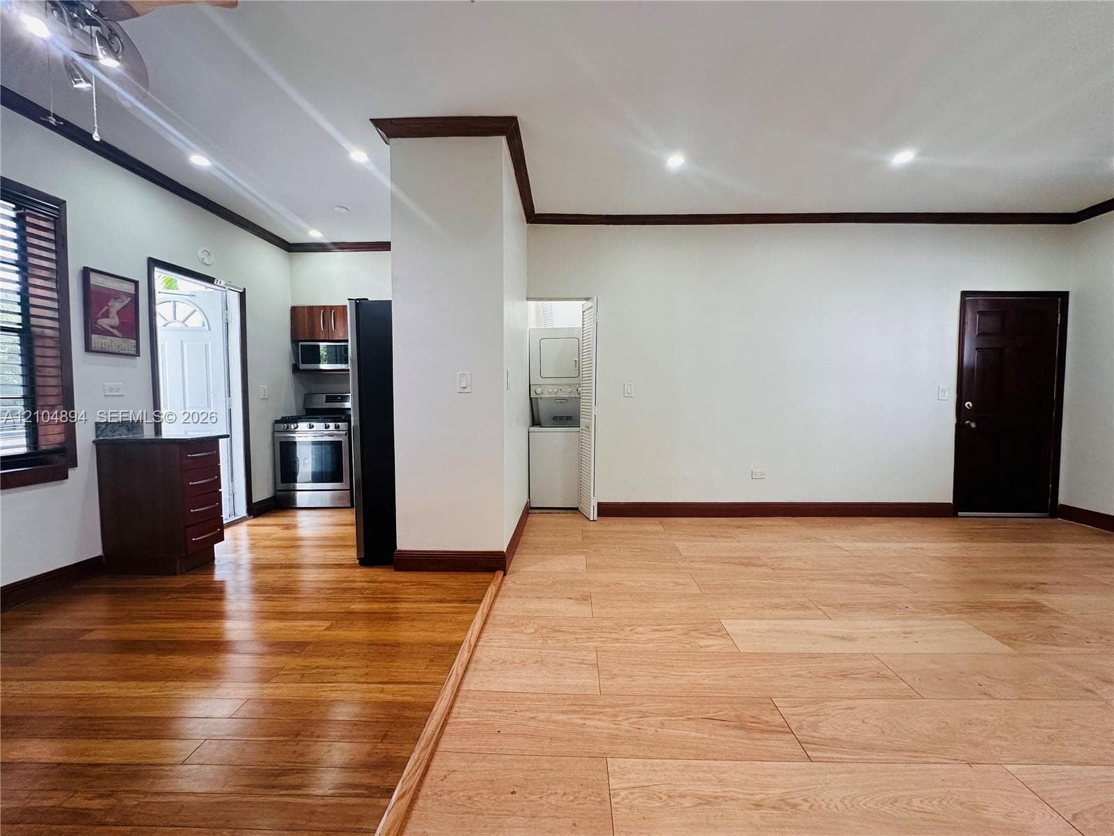 1470 Lincoln Ter # 1, Miami Beach FL 33139, exterior