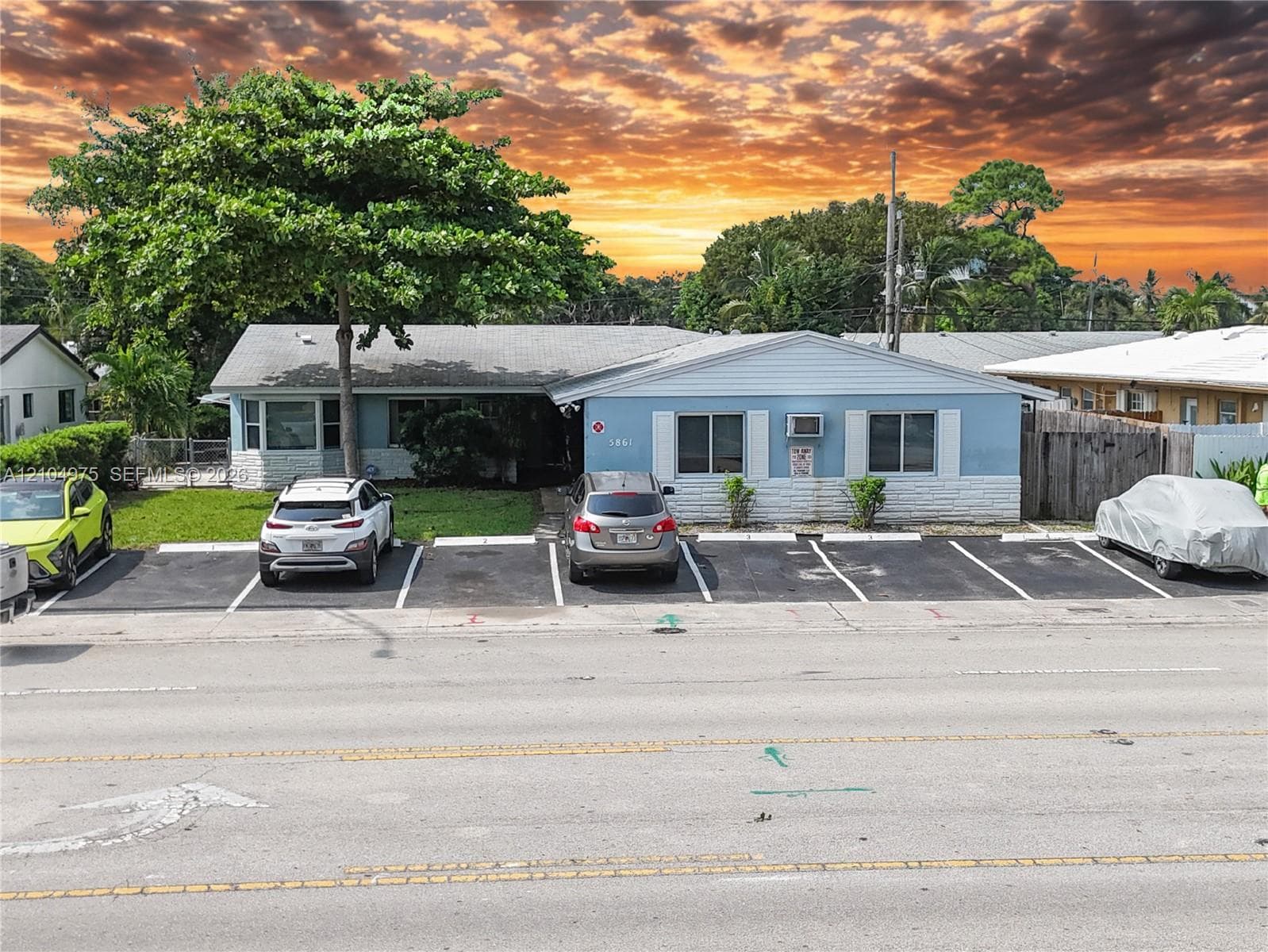 5861 NE 18th Ave, Fort Lauderdale FL 33334, exterior