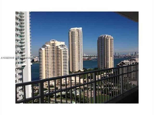 701 BRICKELL KEY BL # 2404, Miami FL 33131, exterior